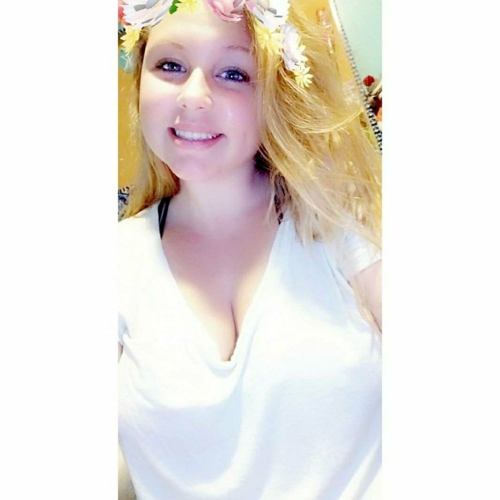 Meet your Posher, Katelyn